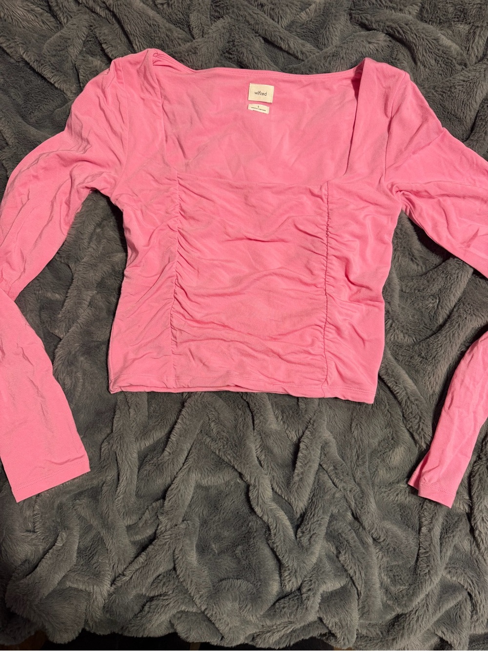 Aritzia Wilfred Pink Ruched Square-Neck Long Sleeve Top